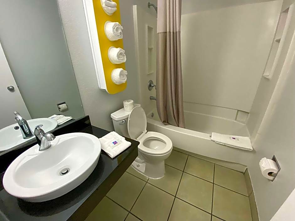 Motel 6-Salisbury, MD