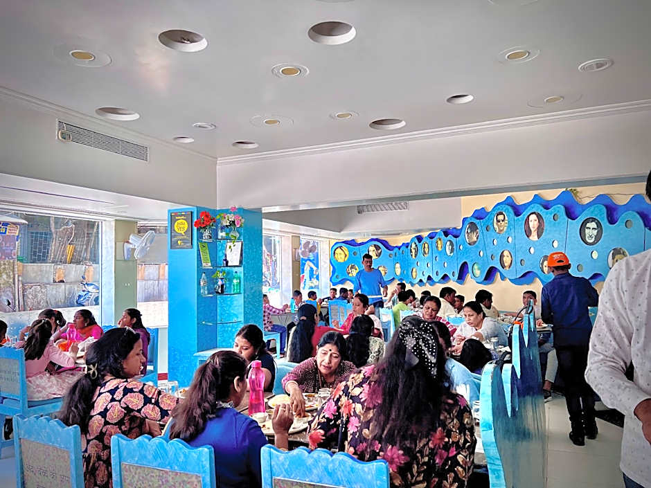 Hotel Samrat International