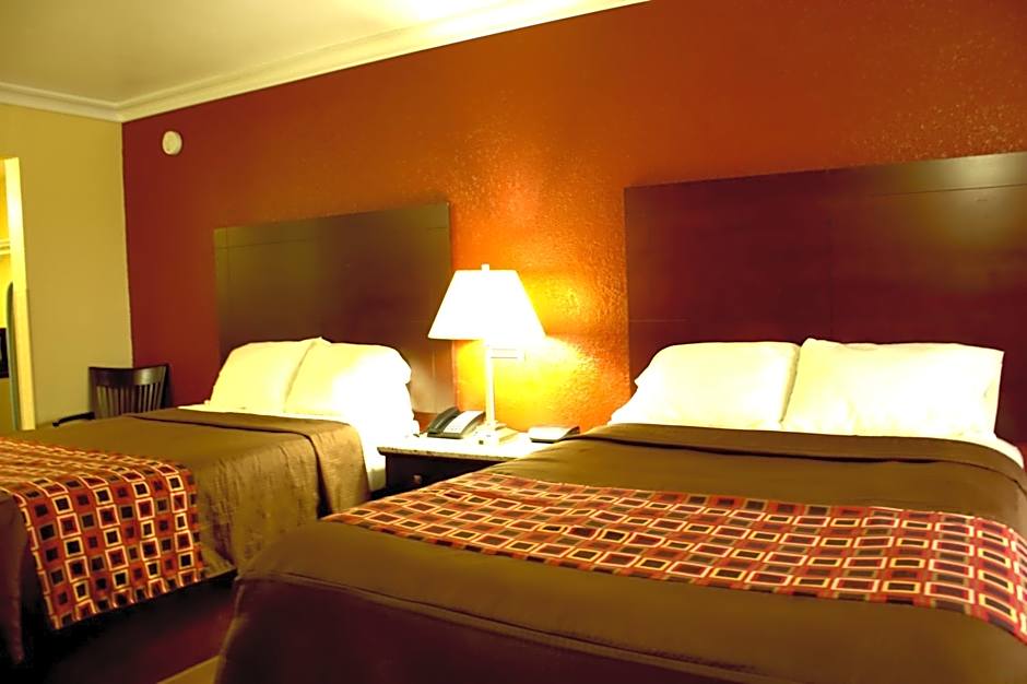 Polynesian Inn