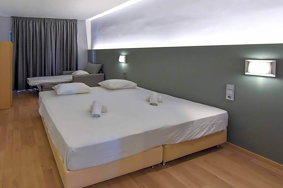 Photo 1 of 7 of Apartment, Sea View