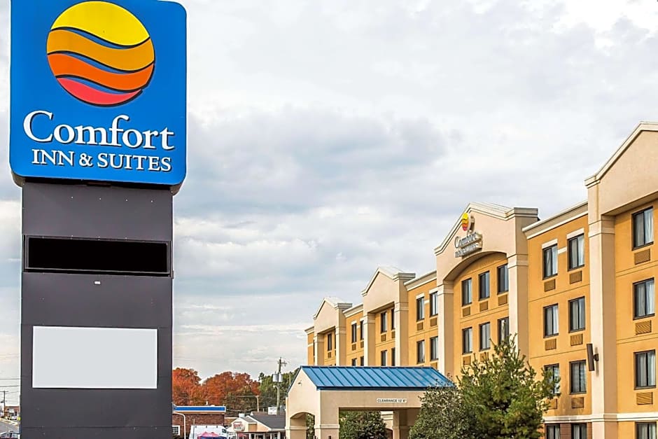 Comfort Inn & Suites