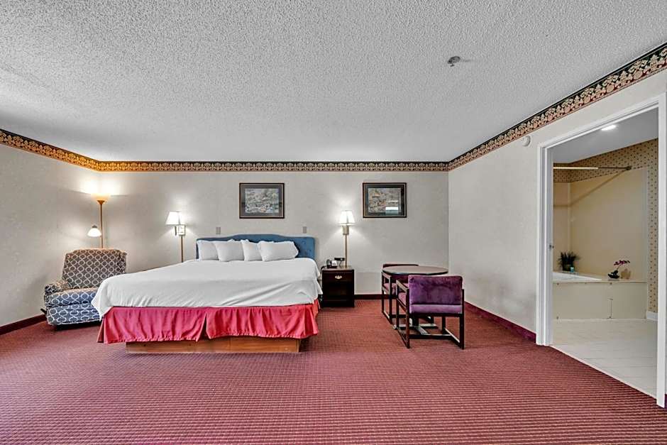 Gray Inn & Suites