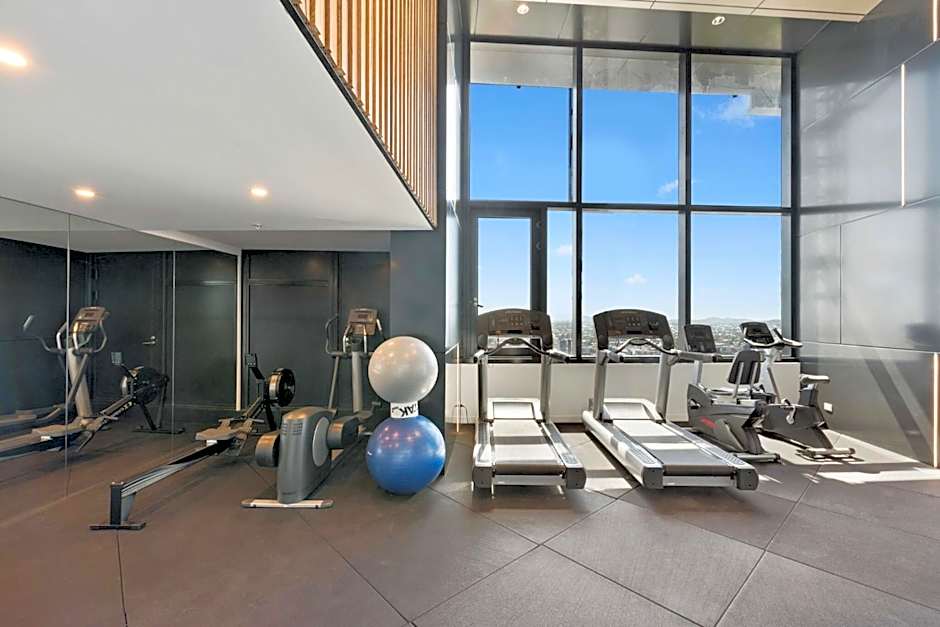 Brisbane Skytower by CLLIX