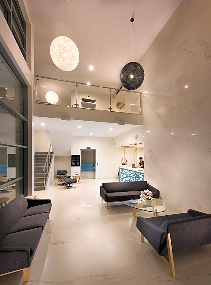 Heart Hotel and Gallery Whitsundays