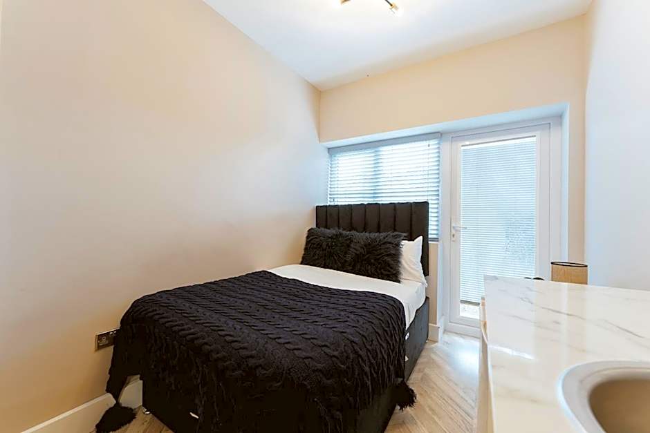 West Drayton Self Contained Studios