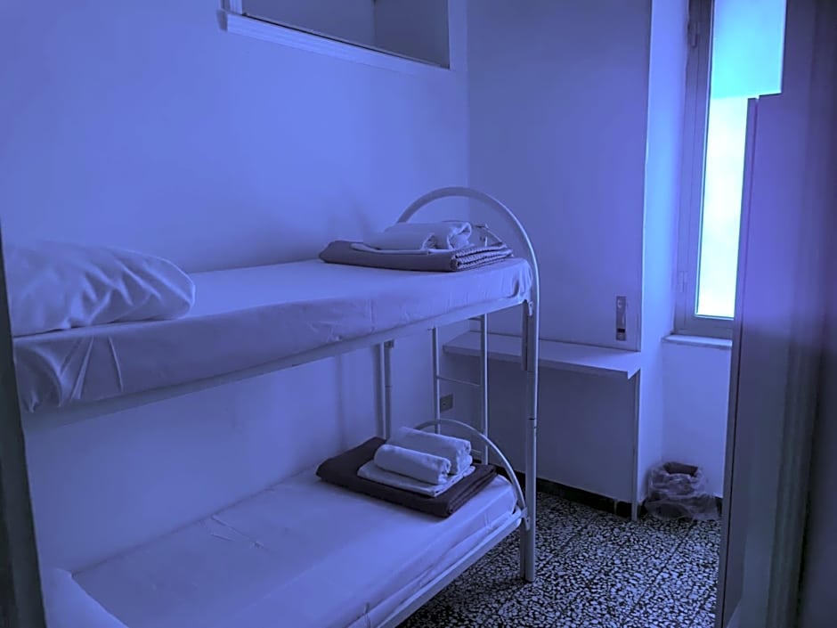 Dama HostelBB
