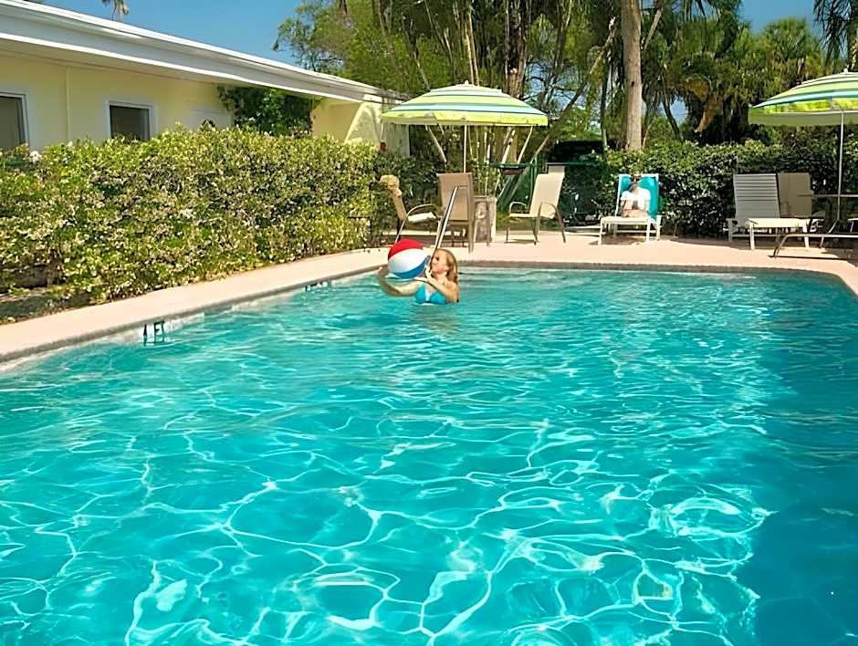 Haley's at Anna Maria Island Inn