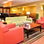 Hampton Inn By Hilton Yorkville