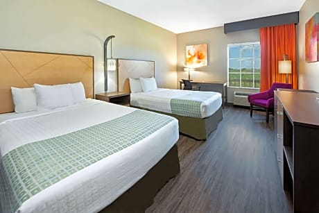 2 Queen Beds Deluxe Room Non-Smoking