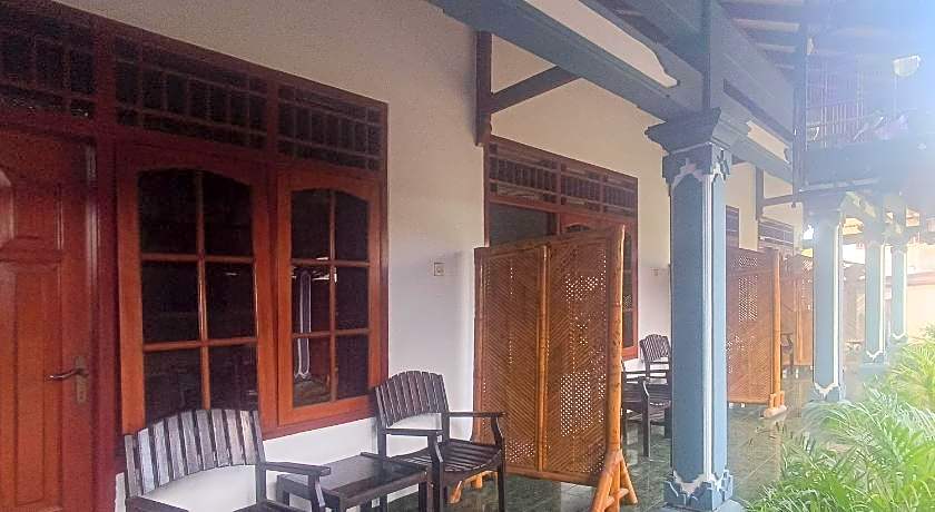 OYO 92560 Astri Homestay