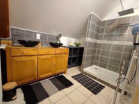 Double Room with Mountain View