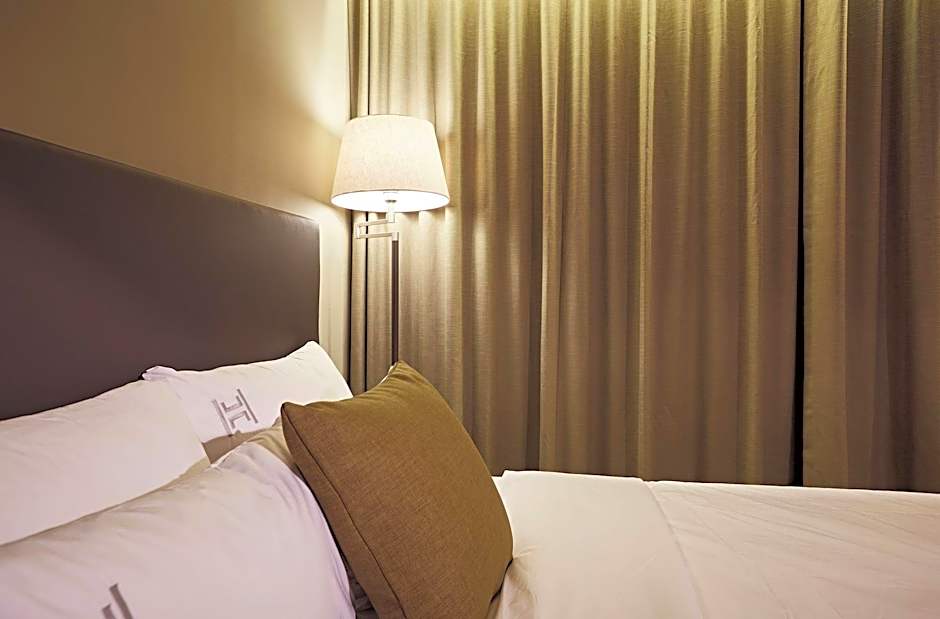 Healasis Hotel