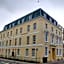 Central Hotel Gloucester by RoomsBooked