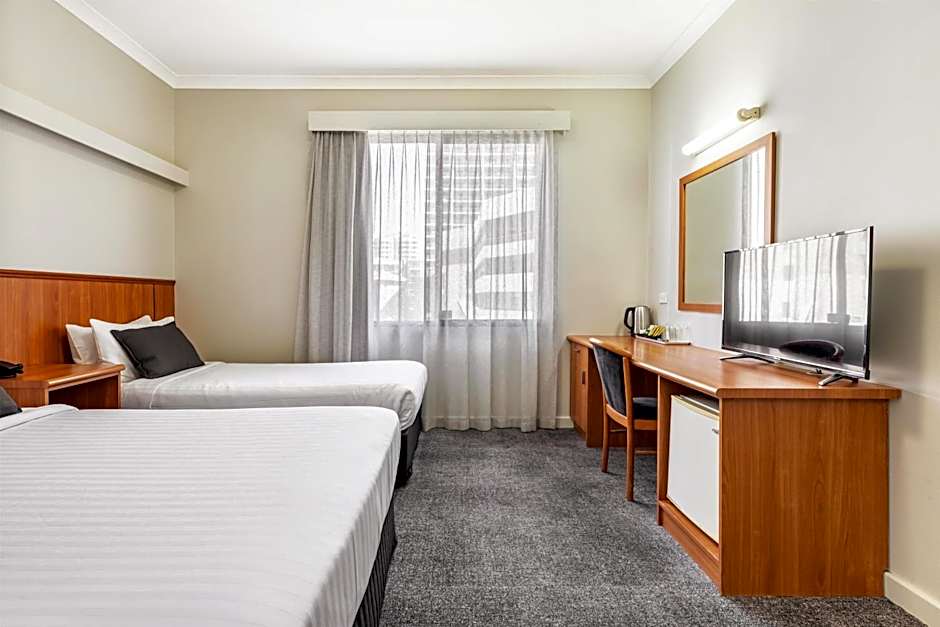 Metro Hotel Perth City