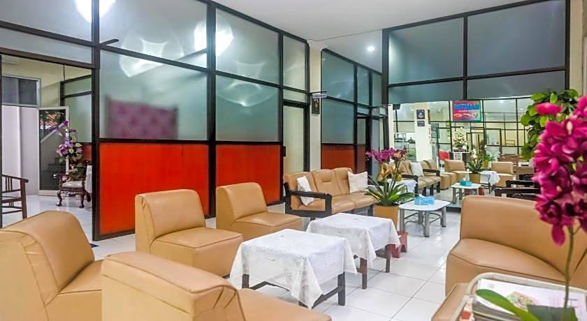 OYO 92454 Griya Raharja Guest House Syariah