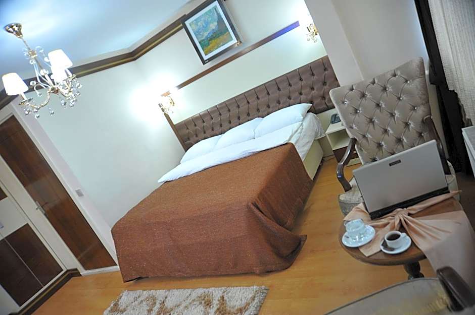 Gloria Tibi Hotel