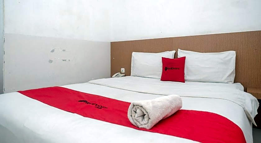 RedDoorz @ Pengayoman Panakkukang 2 Makassar