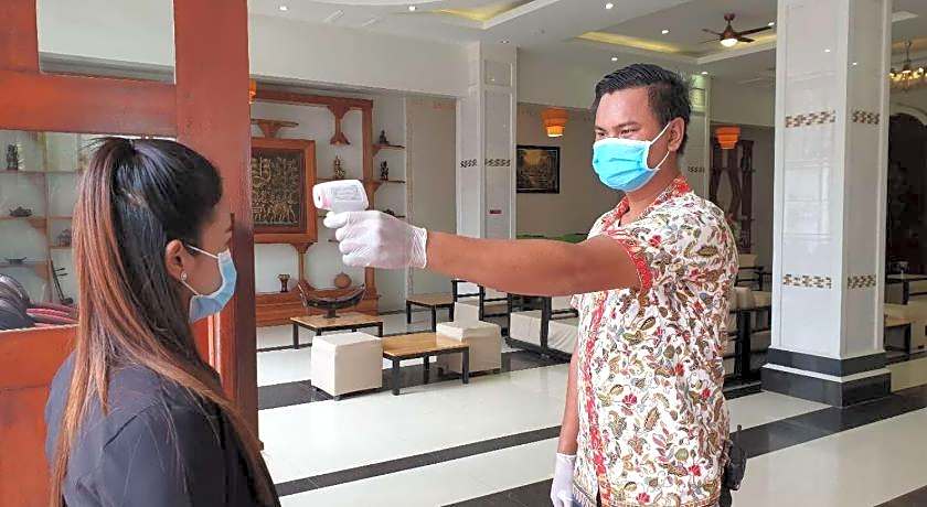 Aristocrat Residence & Hotel