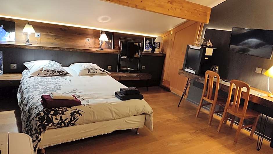 Logis Auberge de la Poirie
