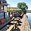 Riverside Hotel