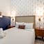 Sosuite at French Quarters - Rittenhouse Square