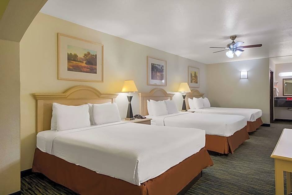 SureStay Hotel by Best Western Falfurrias