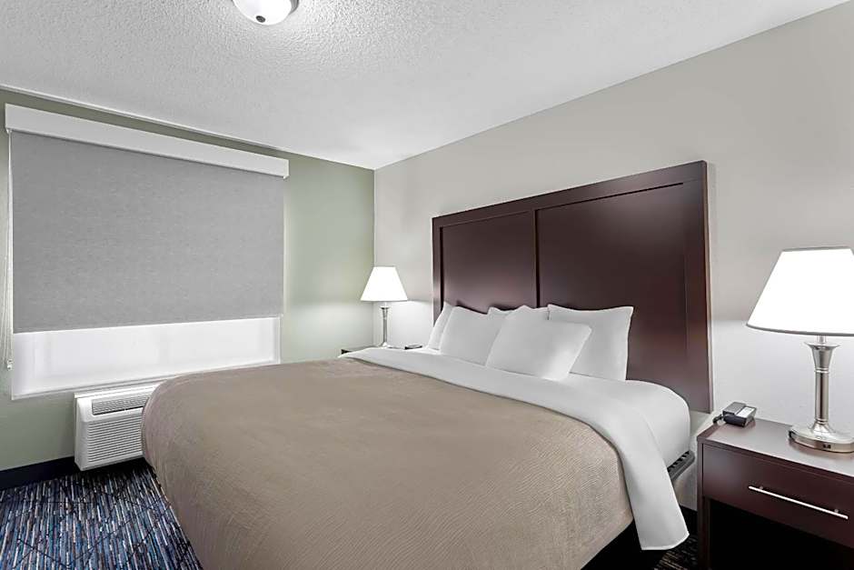 Quality Inn & Suites Niles