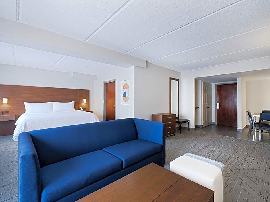 Holiday Inn Express & Suites Augusta West - Fort Eisenhower By IHG