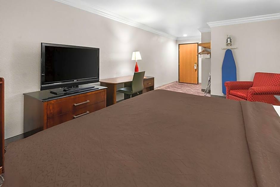 SureStay Plus by Best Western Benbrook Fort Worth