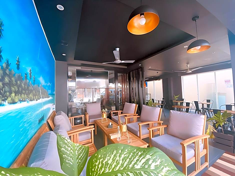 Turquoise Residence by UI