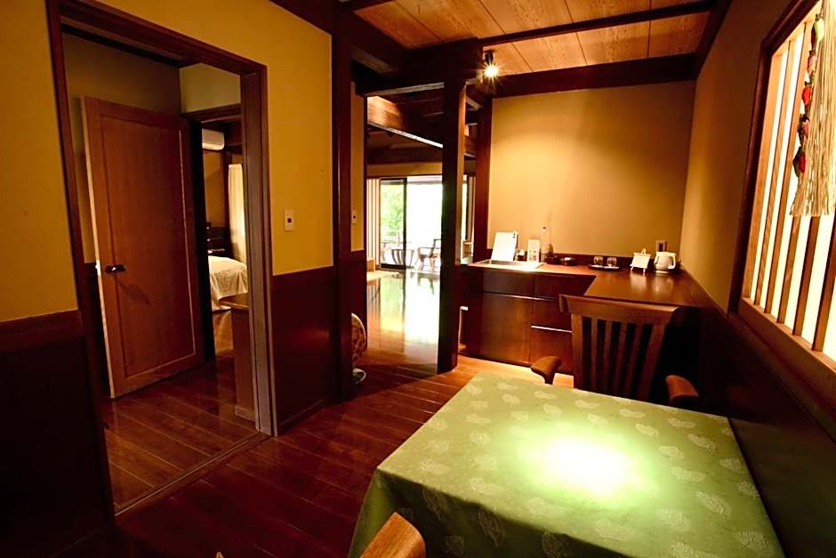 Satonoyu Waraku 13 years or older