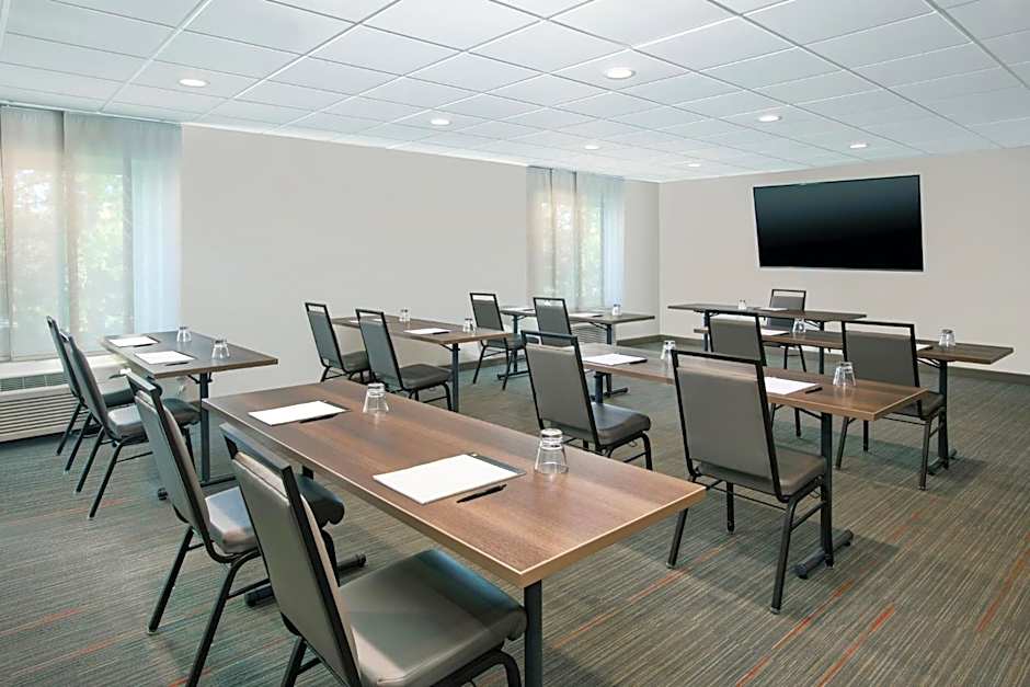 EVEN Hotel Ann Arbor S - University Area by IHG