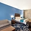 Baymont Inn & Suites Houston Hobby Airport