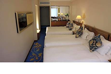 Non Smoking - City View Family Room with Three Single bed