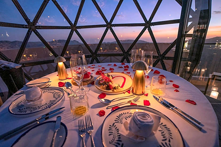 Hotel Indigo Jabal Akhdar Resort & Spa by IHG