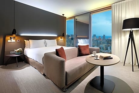 The Level Suite with Sea View