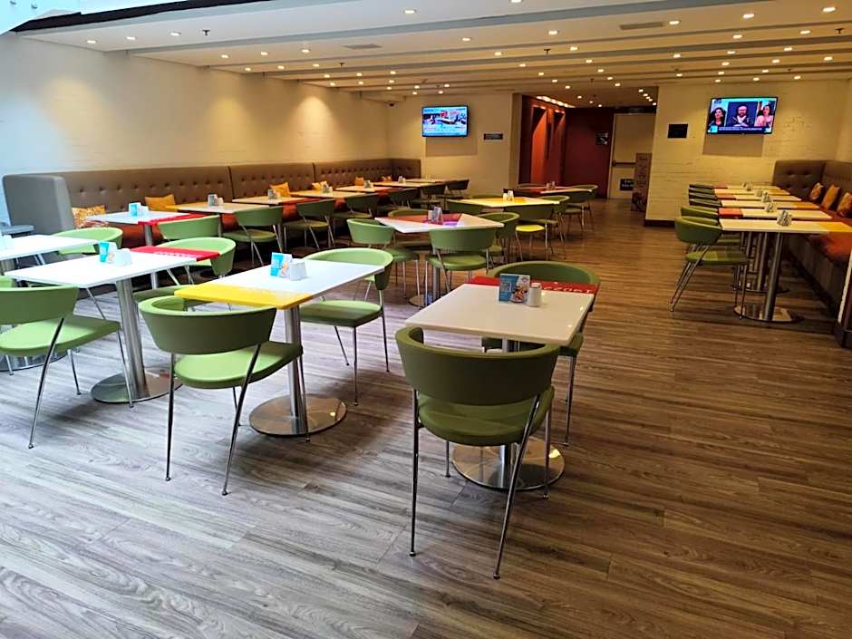 Hampton Inn By Hilton Bogota Usaquen