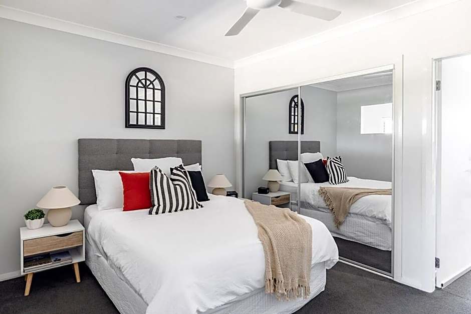 Mala Retreat, Shiraz Suite 5 Star Immaculate and Comfortable