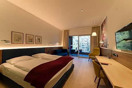 King Deluxe Room with Garden View