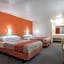 Travelodge by Wyndham Lansing