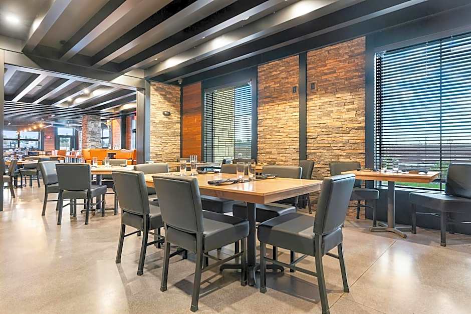 Cobblestone Hotel & Suites - Lynden