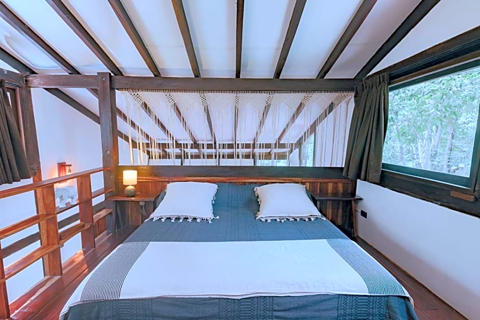 Nahouse Jungle Lodges