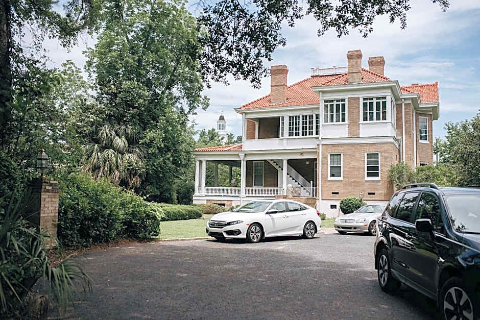 1912 Bed and Breakfast
