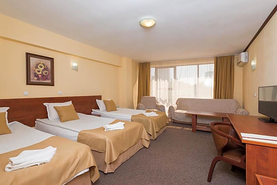 Avenue Hotel