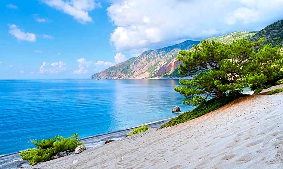 Island Villa Heated Pool