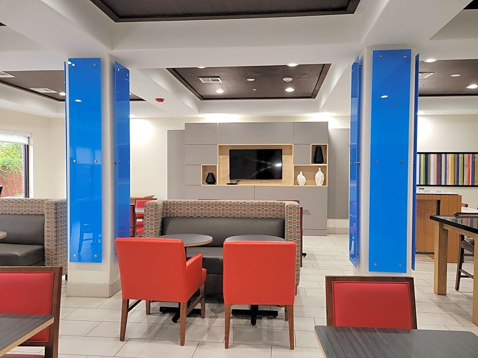 Holiday Inn Express Hotel & Suites Vidor South By IHG