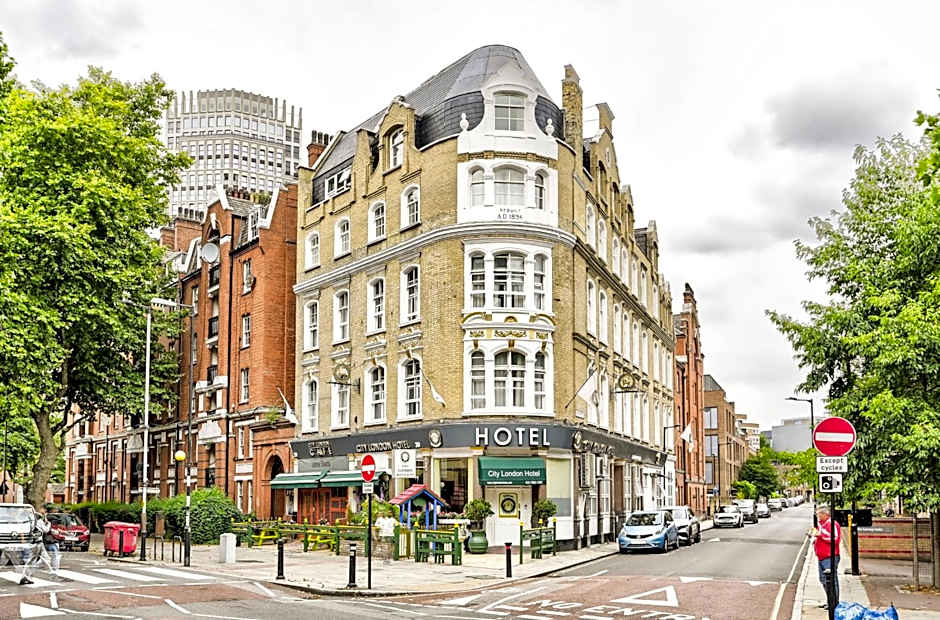 City London Hotel