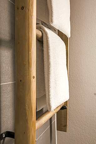 Studio - Split Level (Cocoon Chalet)