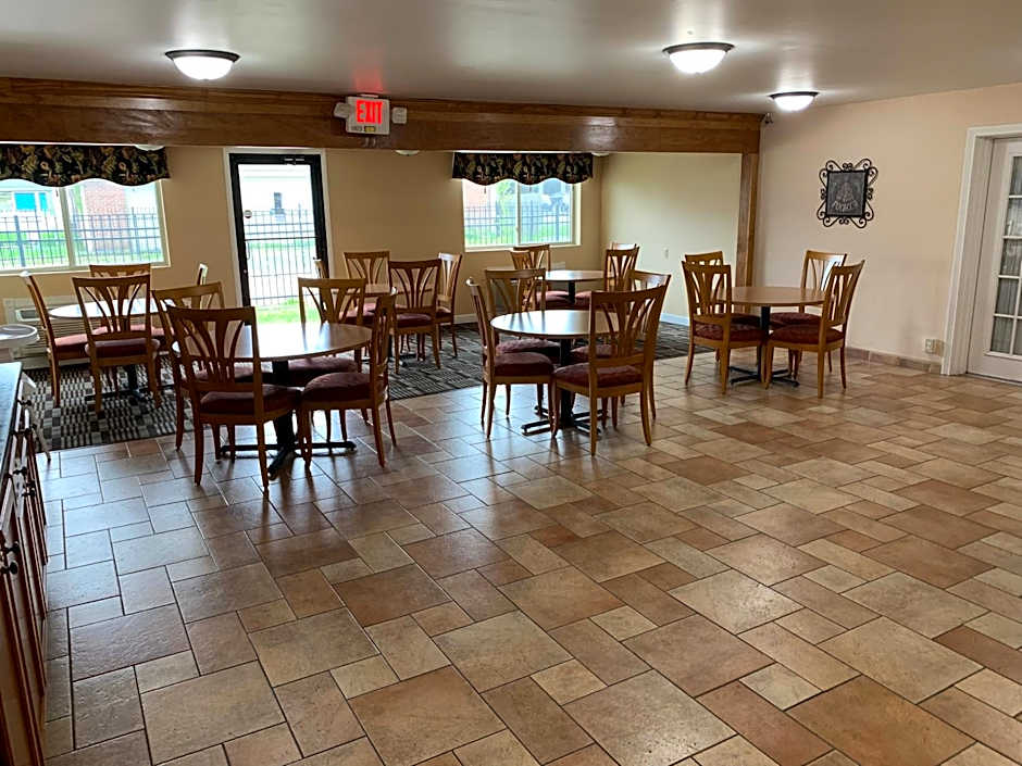 Days Inn by Wyndham Columbus IN