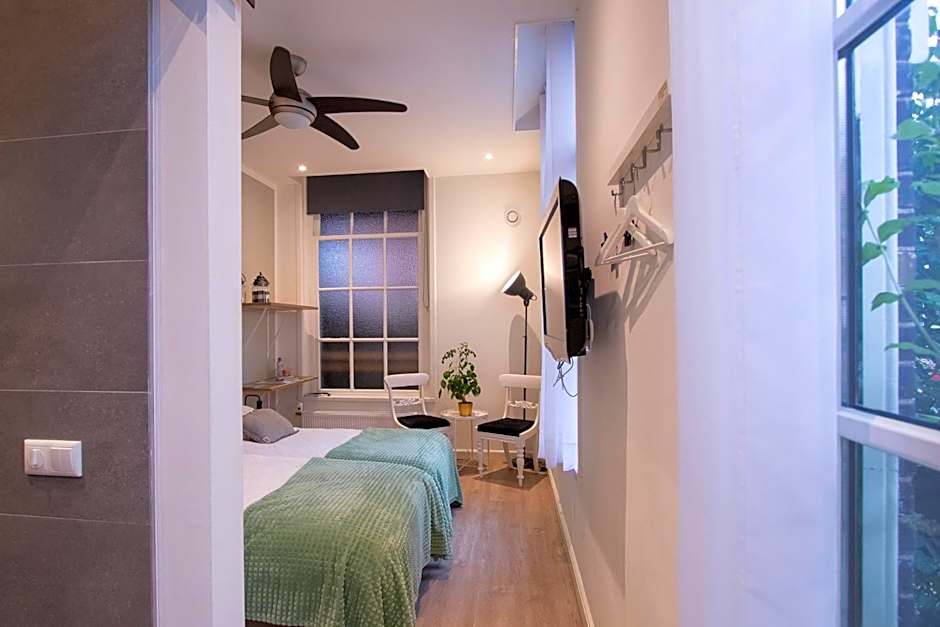 Lekkerwegbijleeuwen, 1 minuut naar hartje centrum